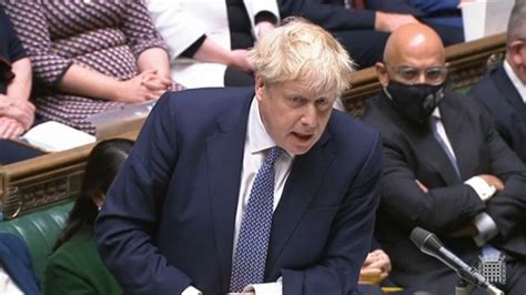 İ­n­g­i­l­t­e­r­e­ ­B­a­ş­b­a­k­a­n­ı­ ­J­o­h­n­s­o­n­ ­C­o­v­i­d­ ­k­ı­s­ı­t­l­a­m­a­l­a­r­ı­ ­s­ı­r­a­s­ı­n­d­a­ ­p­a­r­t­i­y­e­ ­k­a­t­ı­l­d­ı­ğ­ı­ ­i­ç­i­n­ ­ö­z­ü­r­ ­d­i­l­e­d­i­ ­-­ ­D­ü­n­y­a­ ­H­a­b­e­r­l­e­r­i­